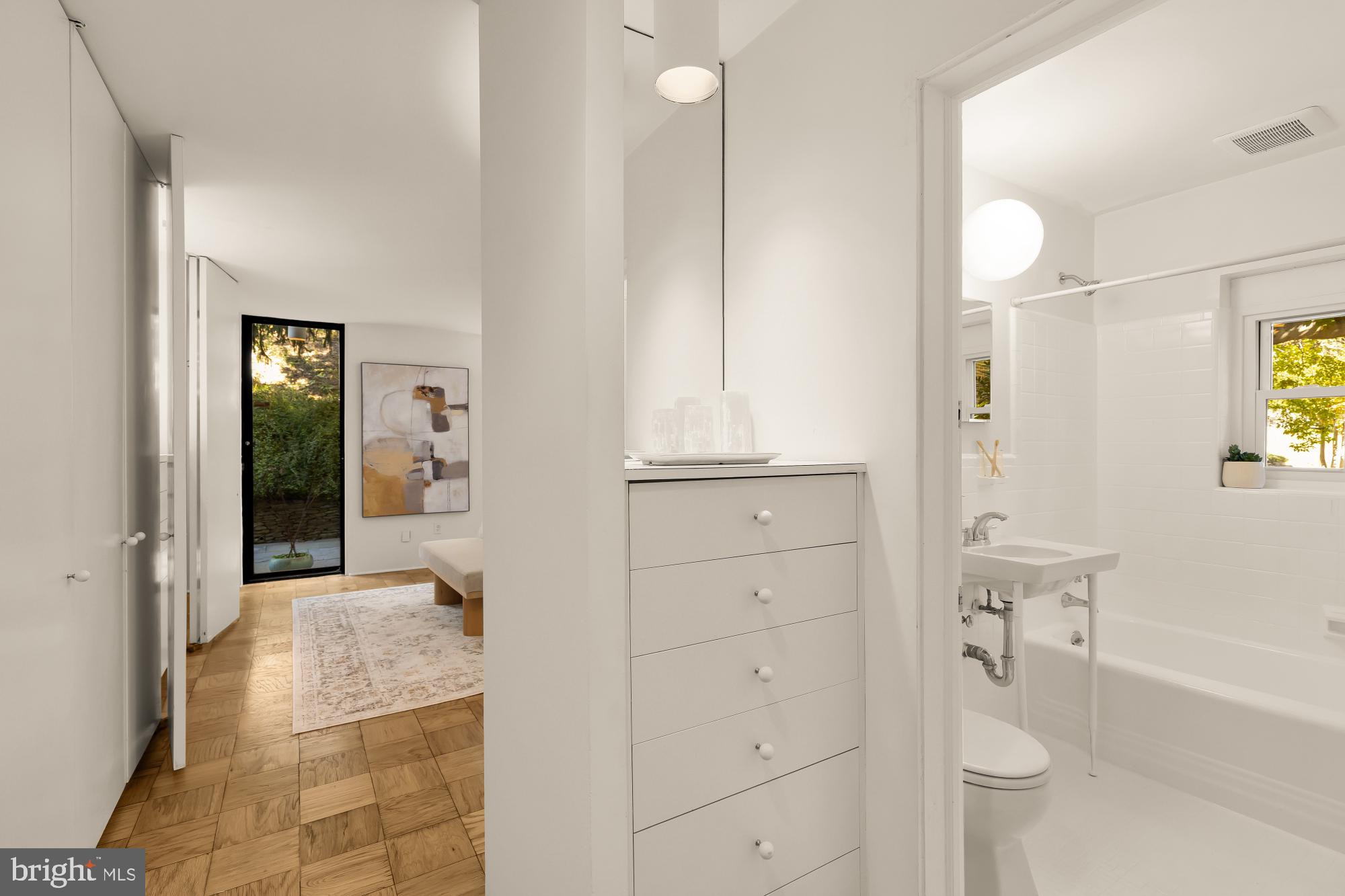 3524 Williamsburg Lane Northwest Washington, DC 20008 - Photo 20 of 49