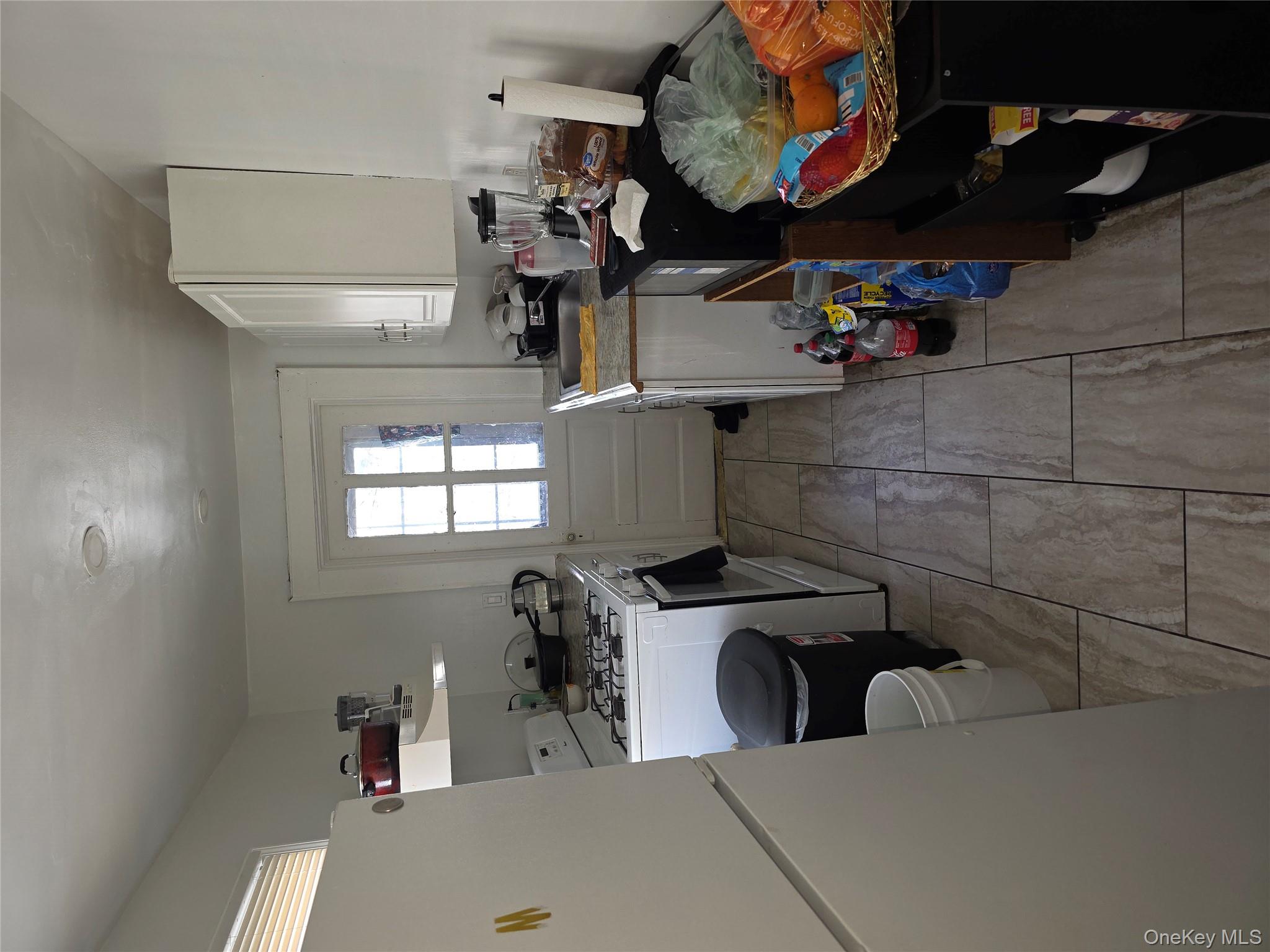 147 Union Avenue Peekskill, NY 10566 - Photo 18 of 21