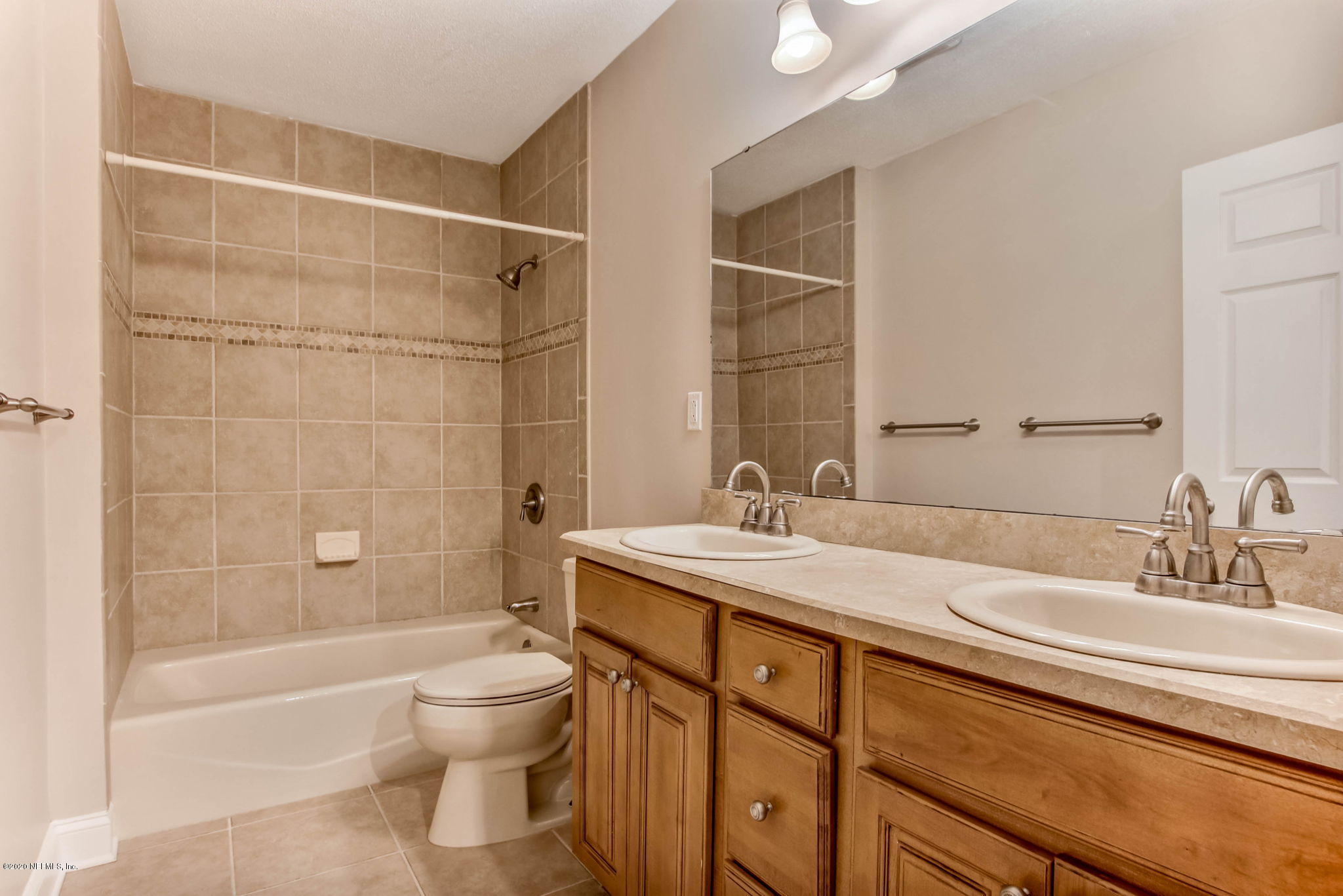 946 Browns Road Middleburg, FL 32068 - Photo 35 of 53 2ND BATHROOM
