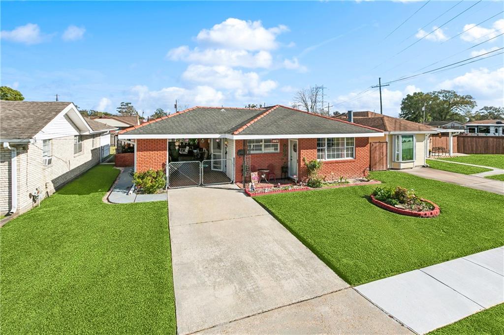 1749 Robin Street Marrero, LA 70072 - Photo 2 of 11