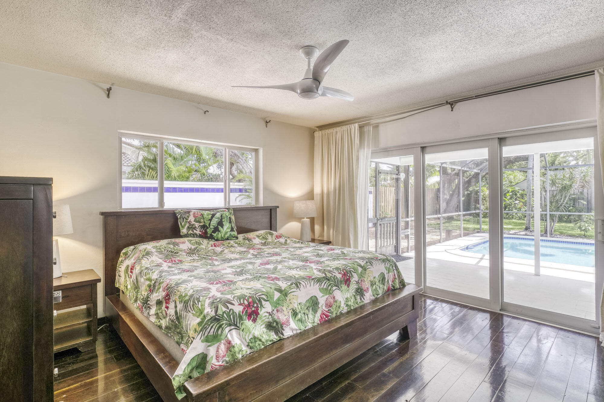 68 Southwest 10th Terrace Boca Raton, FL 33486 - Photo 14 of 35 034