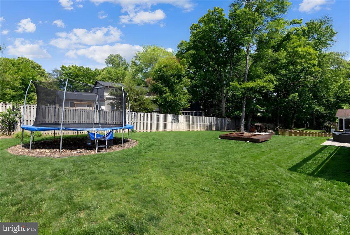 7001 Spur Road Springfield, VA 22153 - Photo 38 of 50