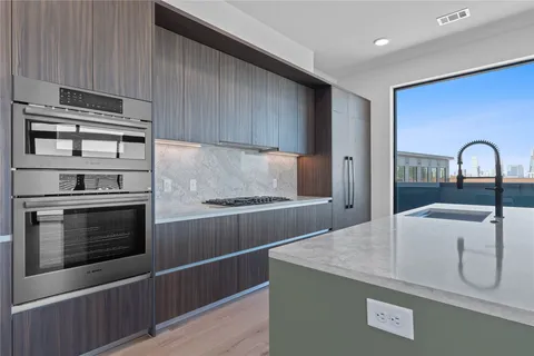 $1,699,900 | 2209 South 1st Street, Unit 407, Austin, TX 78704