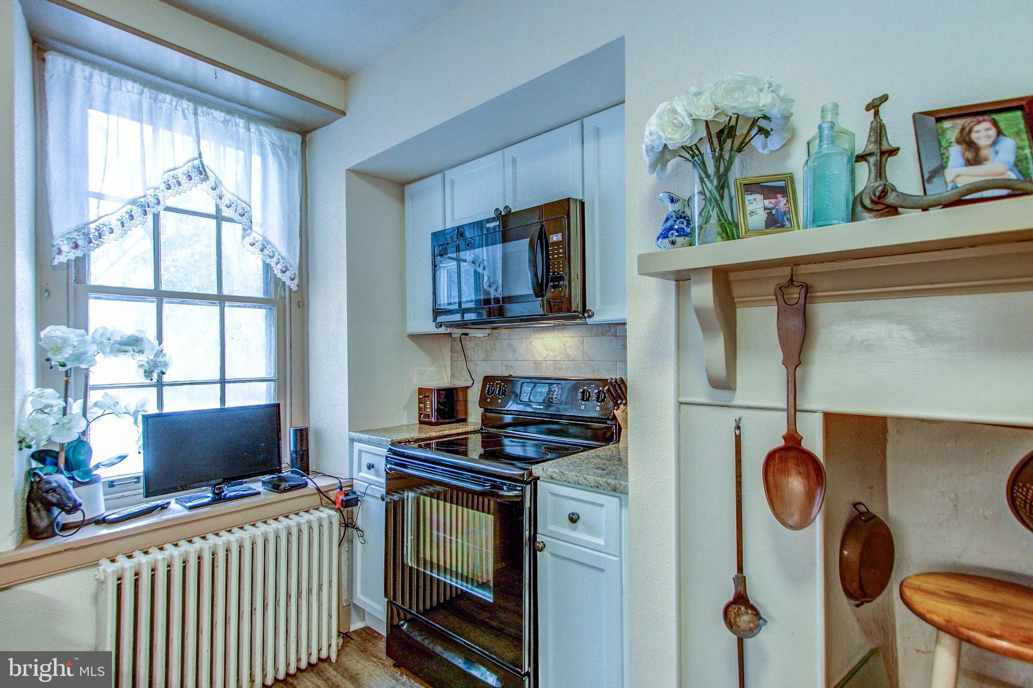 638 Newtown Road Warminster, PA 18974 - Photo 14 of 35 Gallery Image 14