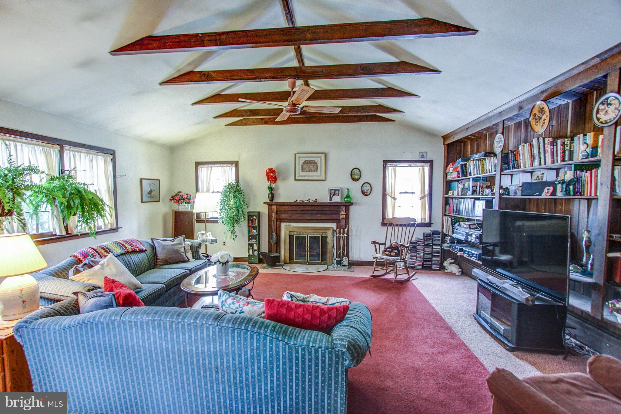 638 Newtown Road Warminster, PA 18974 - Photo 17 of 35 Gallery Image 17