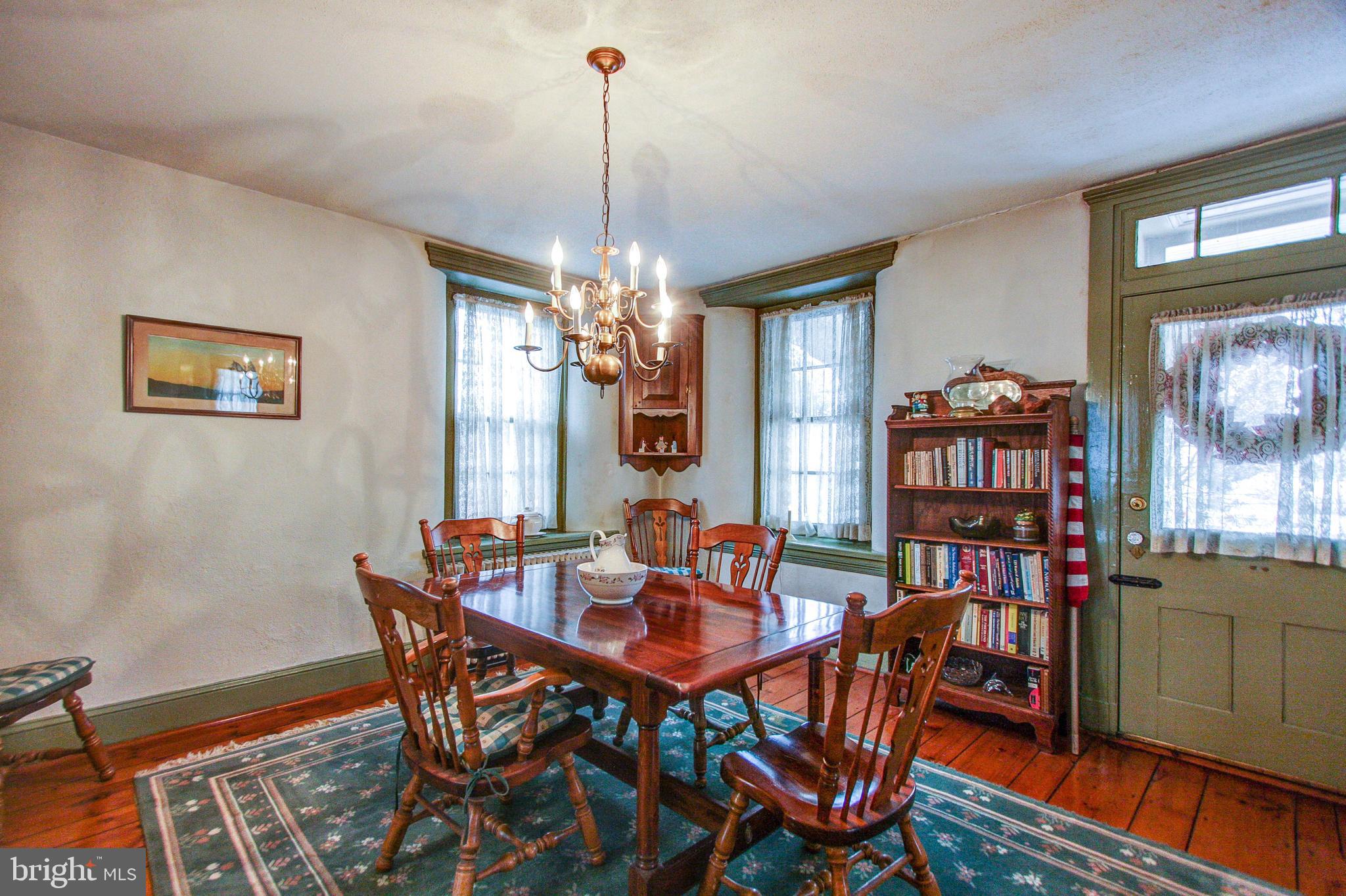 638 Newtown Road Warminster, PA 18974 - Photo 9 of 35 Gallery Image 9