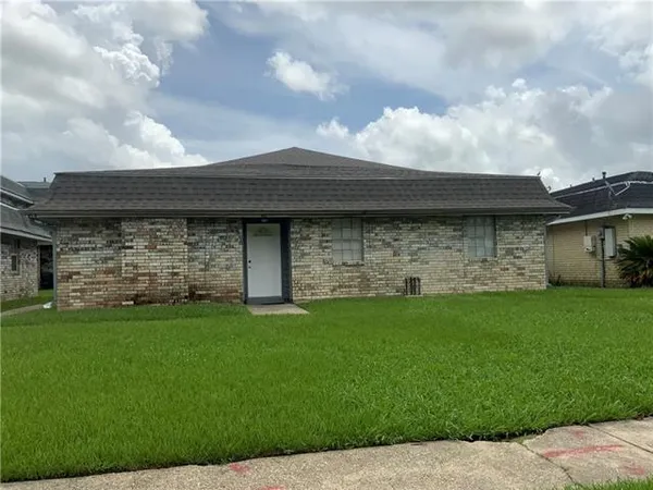 $310,000 | 6821 Mayo Road, New Orleans, LA 70126