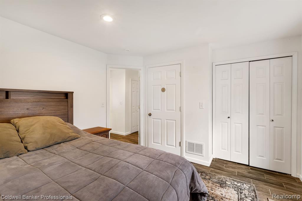 2485 Jones Road Waterford, MI 48327 - Photo 19 of 29