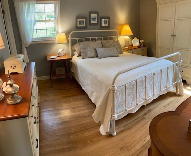 1421 Mayview Road Pittsburgh, PA 15241 - Photo 10 of 25 Sleep tight in this gracious Master Bedroom! Wake up with natural light and gentle breezes from the two windows.