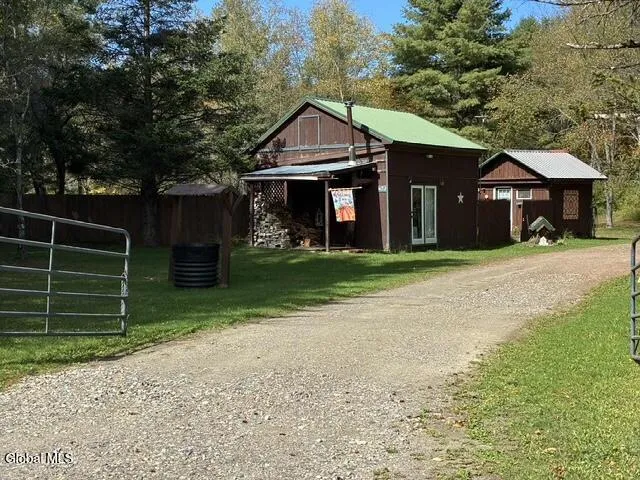 $179,900 | 473 North Road, Dolgeville, NY 13329