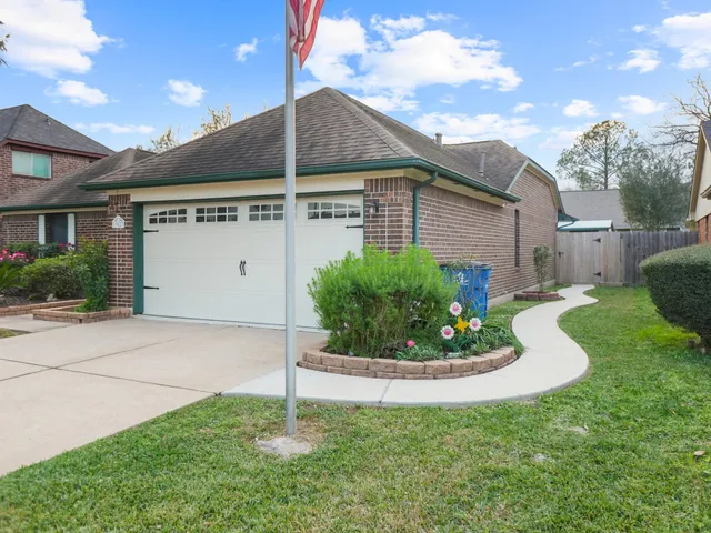 $2,000 | 19623 Westbridge Lane, Spring, TX 77379