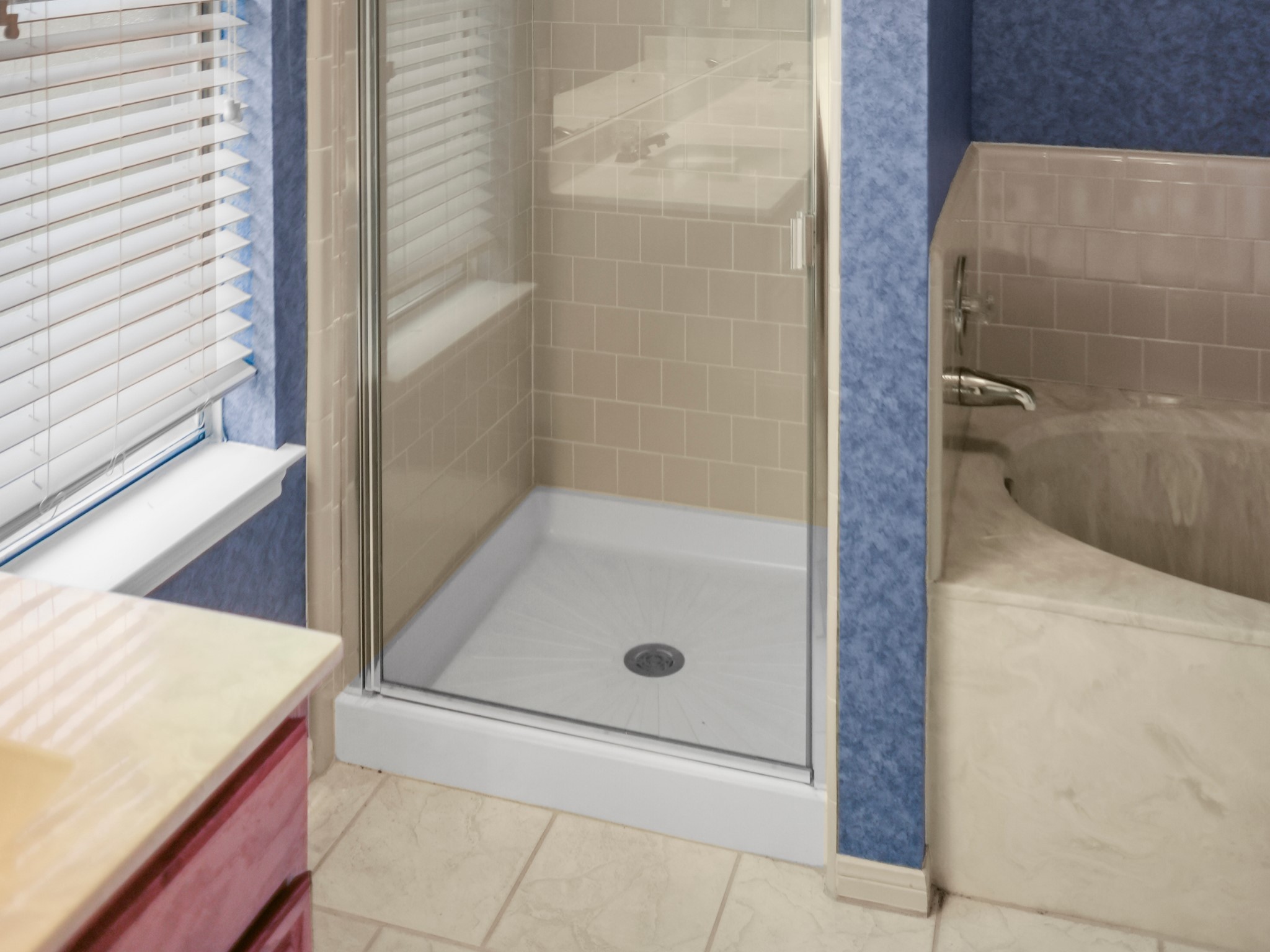 19623 Westbridge Lane Spring, TX 77379 - Photo 35 of 48 a bathroom with a bath tub