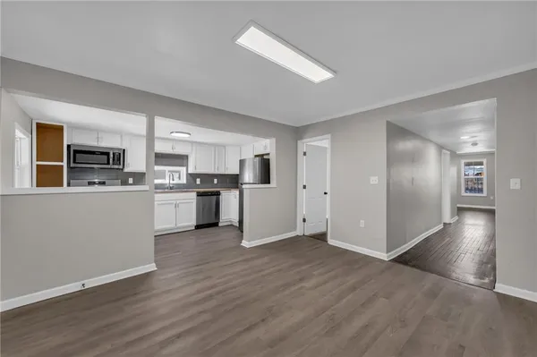 $1,295 | 5208 East 8th Street, Unit 1, Kansas City, MO 64124