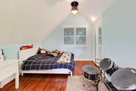 $12,500 | 2010 West Bradley Place, Chicago, IL 60618
