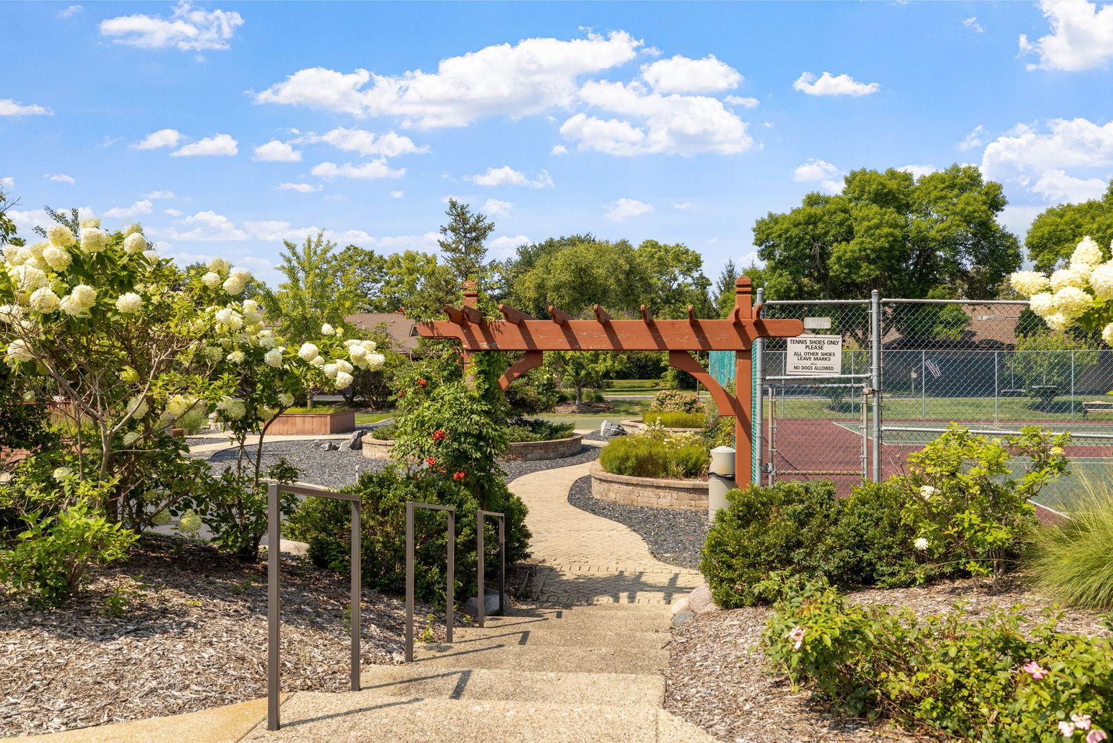 1140 Old Mill Road, Unit 201F Hinsdale, IL 60521 - Photo 25 of 26 Gallery Image 25