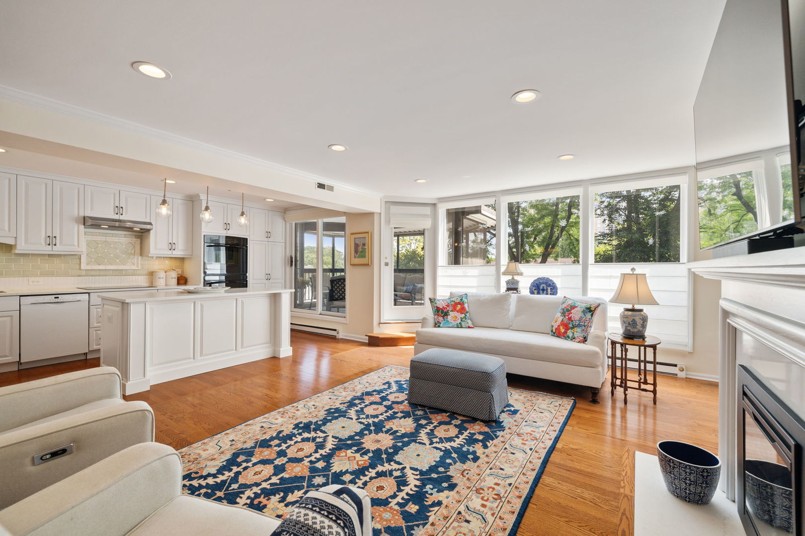1140 Old Mill Road, Unit 201F Hinsdale, IL 60521 - Photo 7 of 26 Gallery Image 7