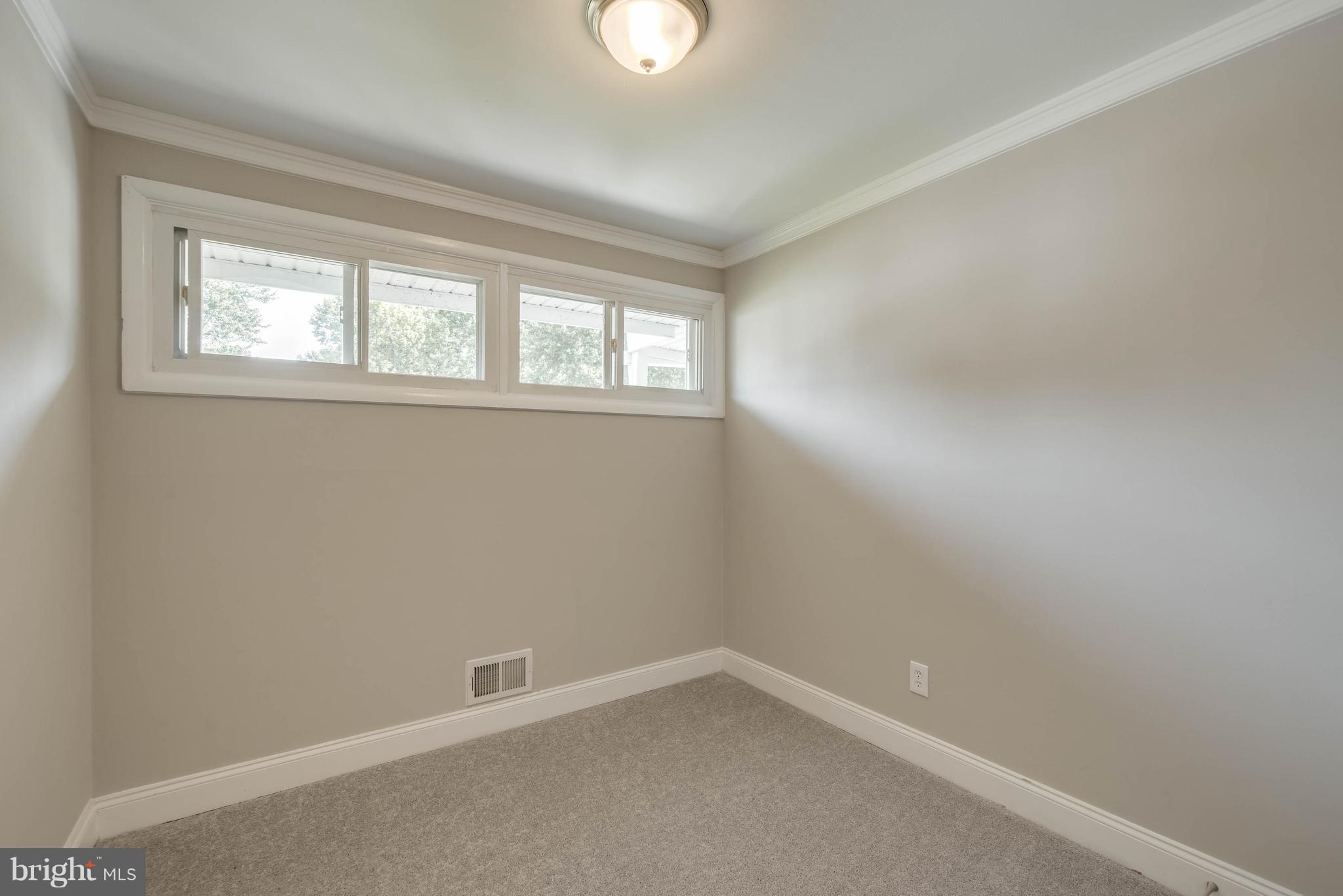 4709 Mawani Road Baltimore, MD 21206 - Photo 15 of 22 Additional Bedroom makes Perfect Office Space