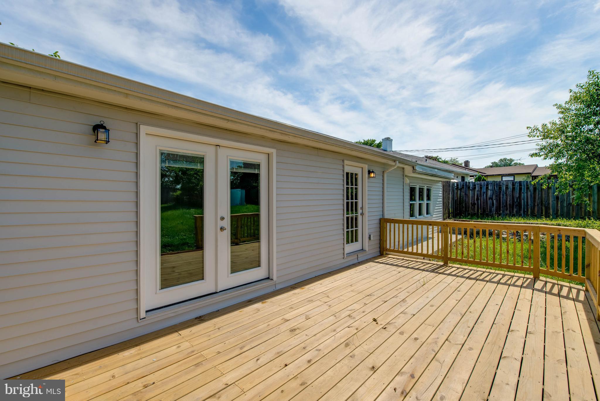 4709 Mawani Road Baltimore, MD 21206 - Photo 20 of 22 Host Your Next Summer BBQ Here
