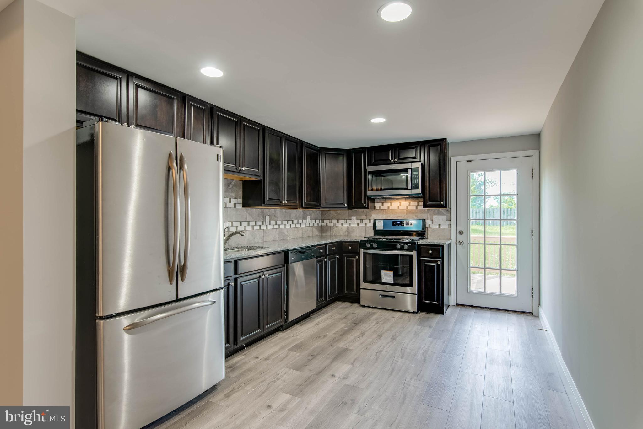 4709 Mawani Road Baltimore, MD 21206 - Photo 8 of 22 Beautifully Updated Gourmet Kitchen