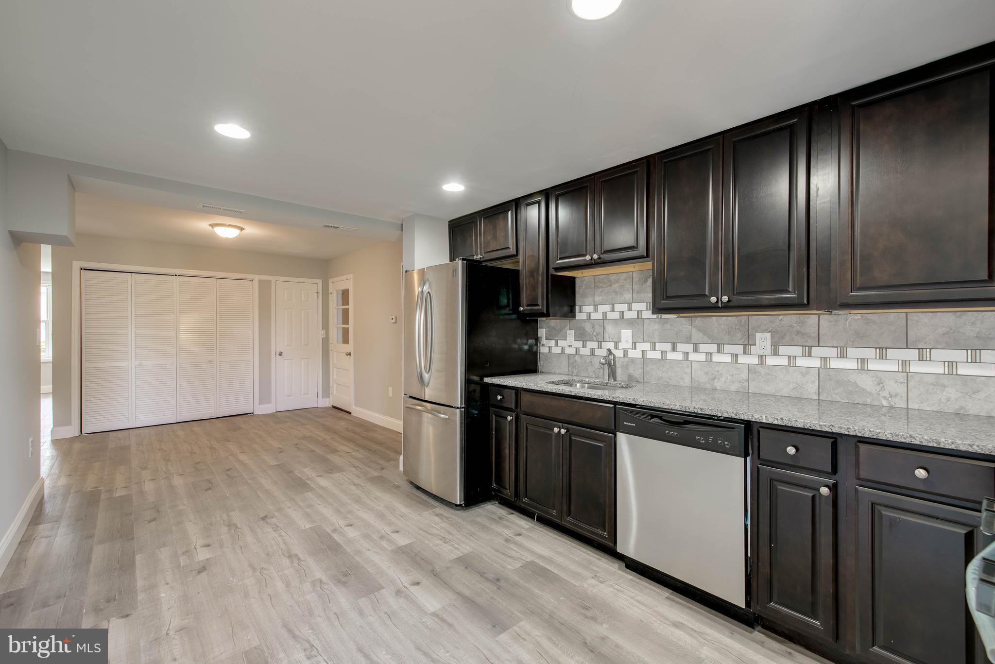 4709 Mawani Road Baltimore, MD 21206 - Photo 9 of 22 Beautiful Stainless Steel Appliances