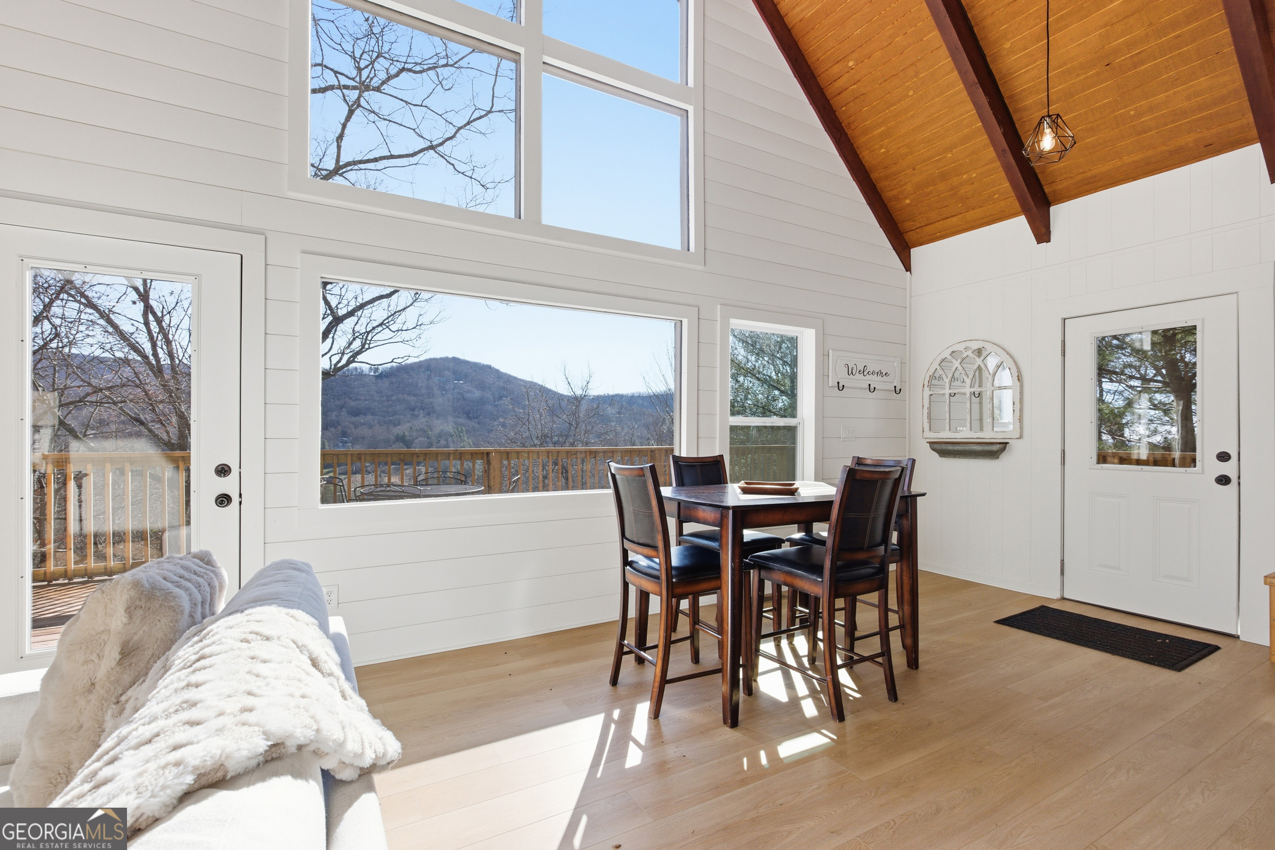 291 Saddle Back Circle Sky Valley, GA 30537 - Photo 6 of 27