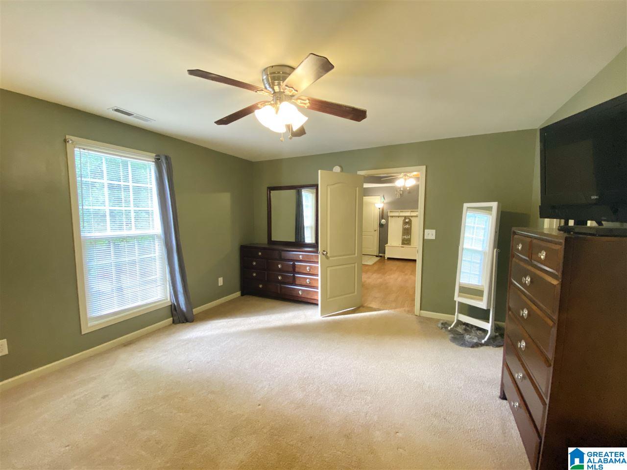 2720 Mt View Road Hayden, AL 35079 - Photo 5 of 28