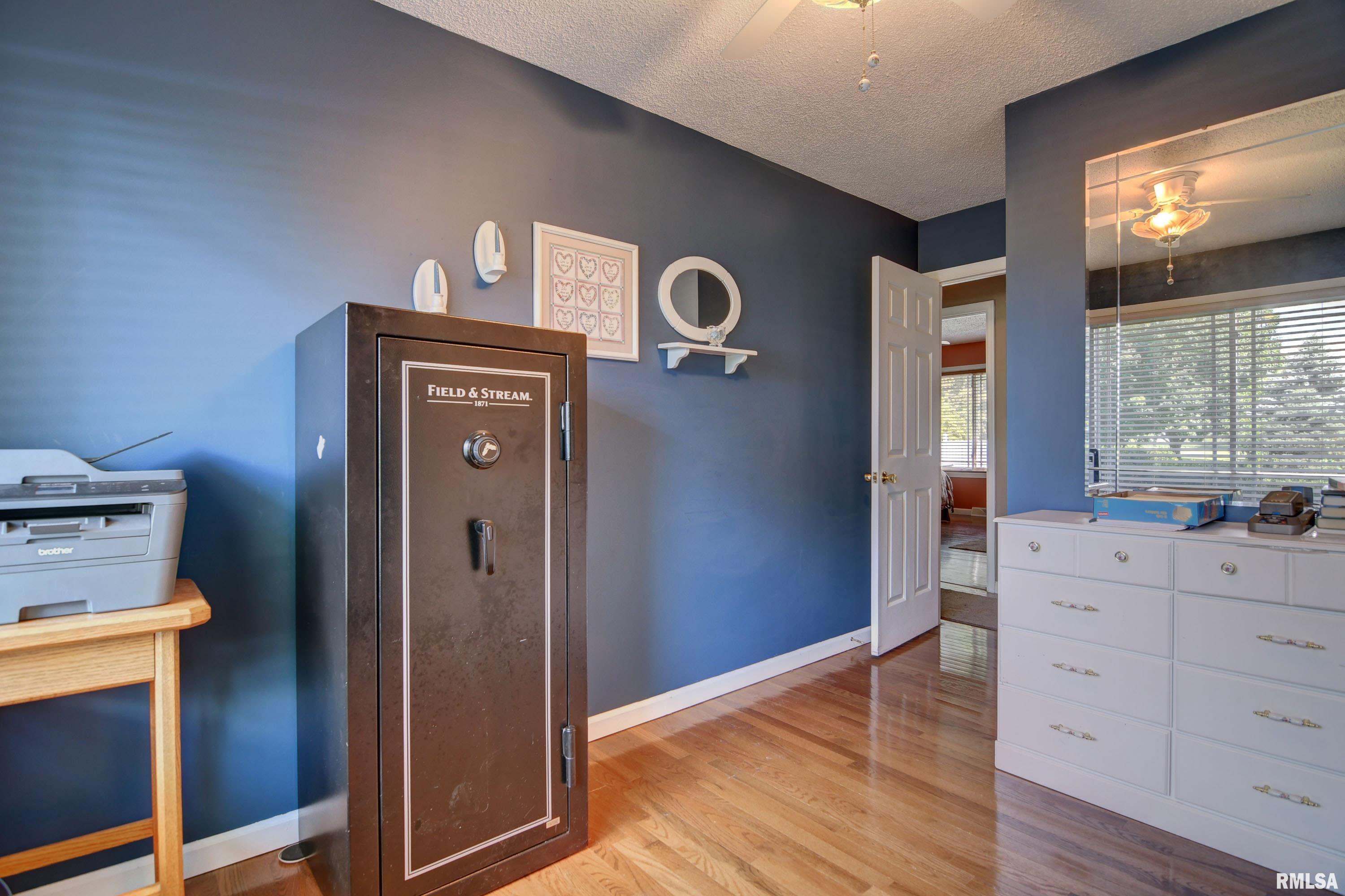90 White Road Glenarm, IL 62536 - Photo 24 of 35 Gallery Image 24