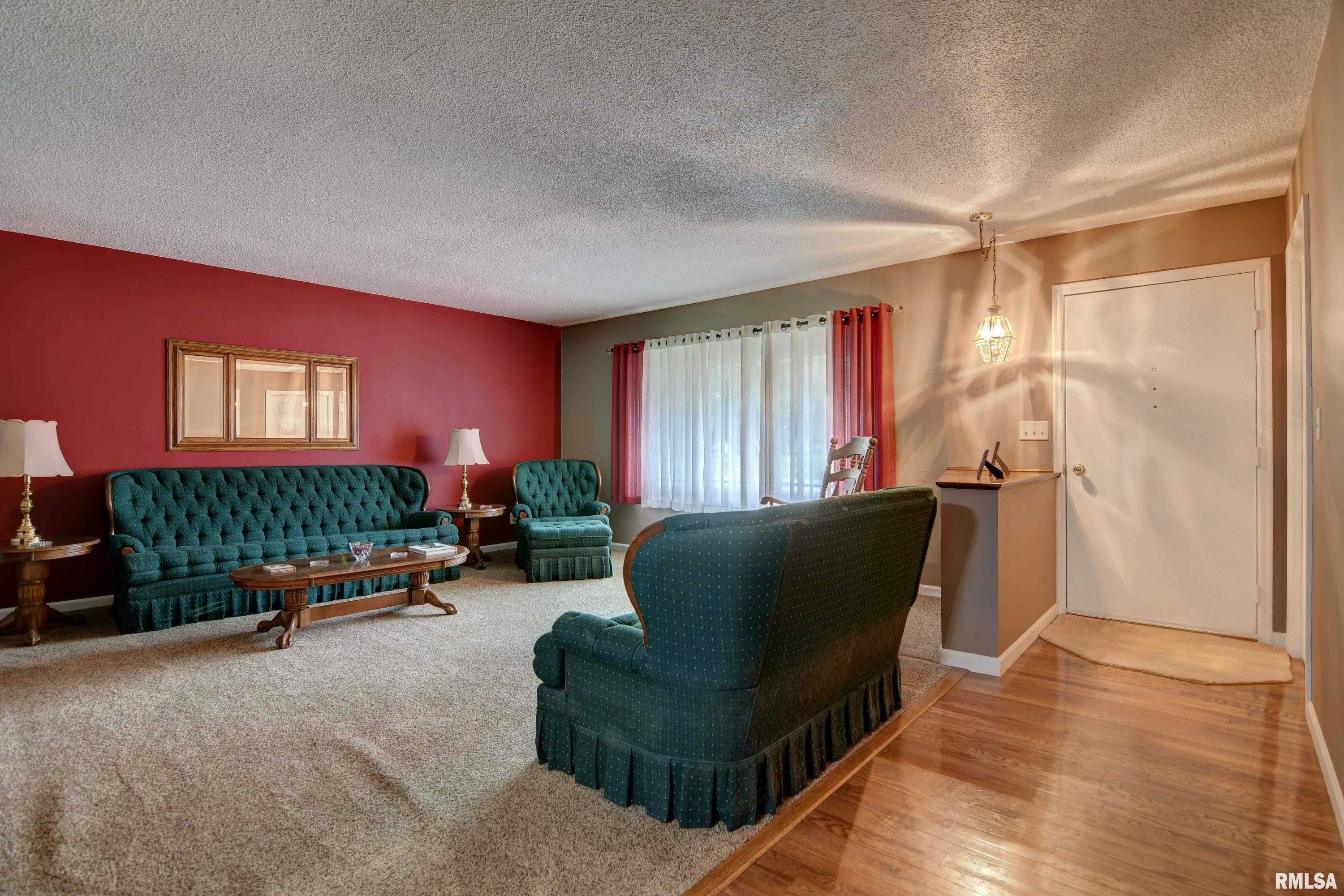90 White Road Glenarm, IL 62536 - Photo 8 of 35 Gallery Image 8