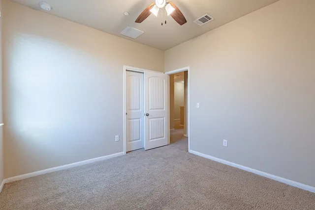 $1,900 | 2880 Donnell Drive, Unit 2702, Round Rock, TX 78664