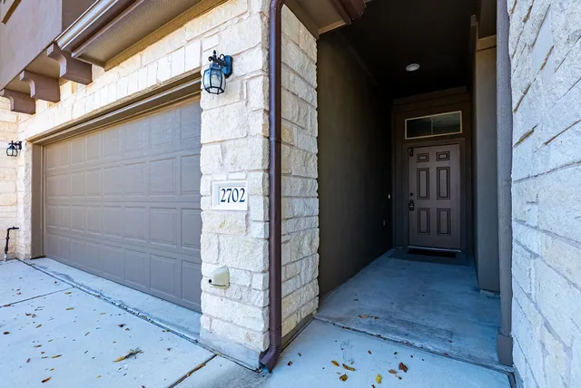 $1,900 | 2880 Donnell Drive, Unit 2702, Round Rock, TX 78664