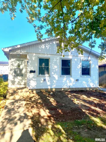 $99,900 | 502 Williamette Avenue, Lincoln, IL 62656