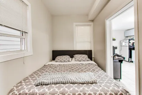 $700,000 | 2955 North Gresham Avenue, Chicago, IL 60618