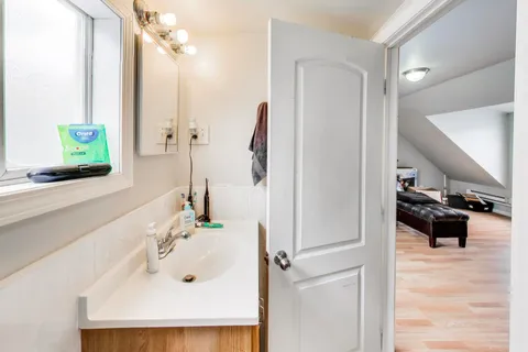 $700,000 | 2955 North Gresham Avenue, Chicago, IL 60618