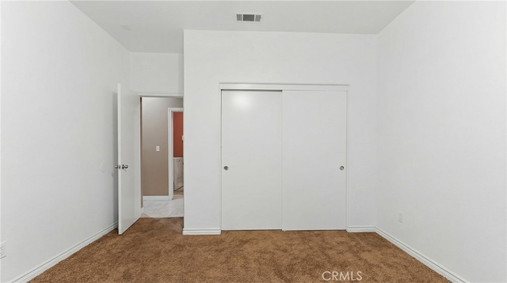 11368 Cactus Avenue Bloomington, CA 92316 - Photo 22 of 32 a view of small space