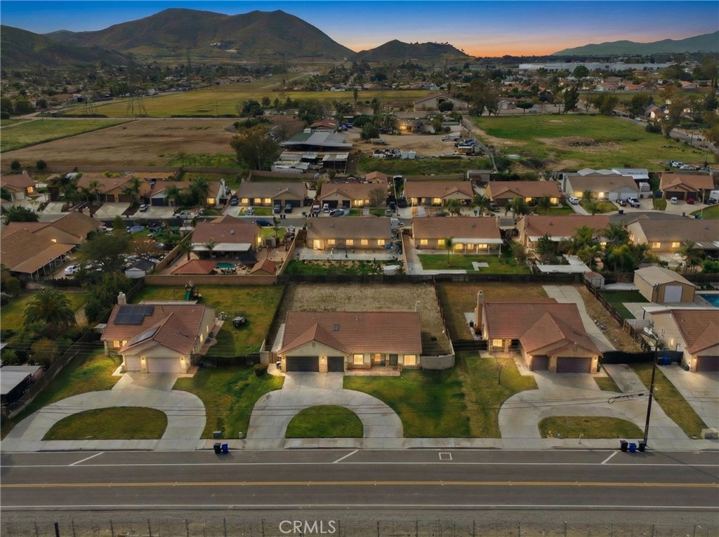 11368 Cactus Avenue Bloomington, CA 92316 - Photo 24 of 32 a view of a city with an ocean