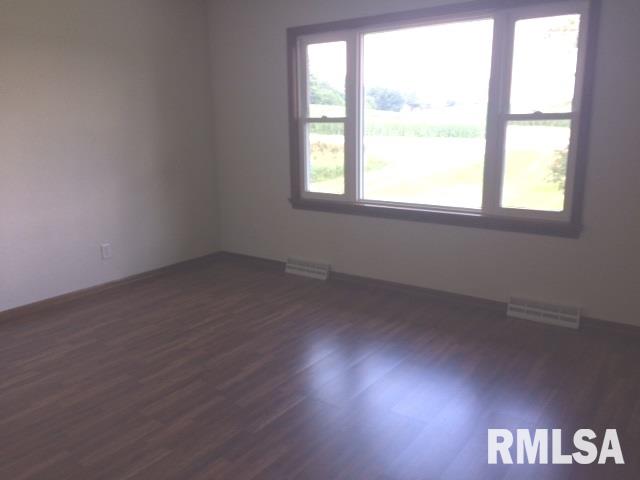 13820 140th Street West Taylor Ridge, IL 61284 - Photo 3 of 9