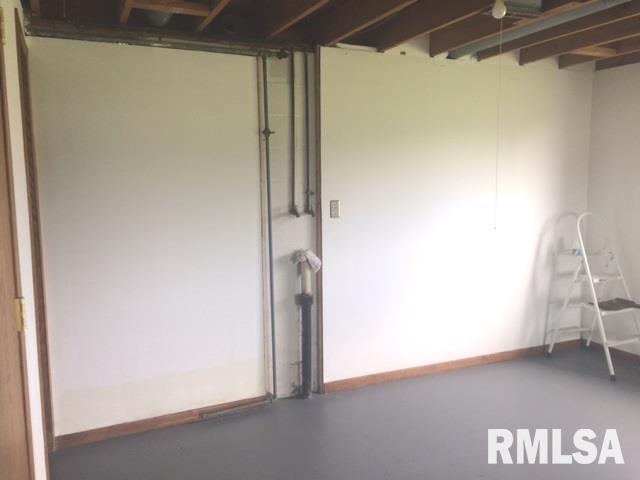 13820 140th Street West Taylor Ridge, IL 61284 - Photo 7 of 9