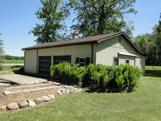 14481 North Clio Road Clio, MI 48420 - Photo 23 of 26 21460252-23.JPG