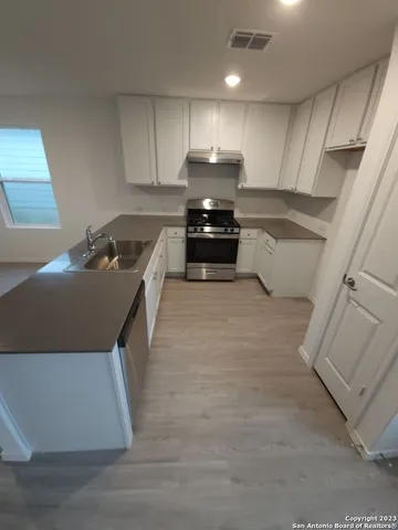 $1,895 | 10018 Kersey Mill, San Antonio, TX 78224