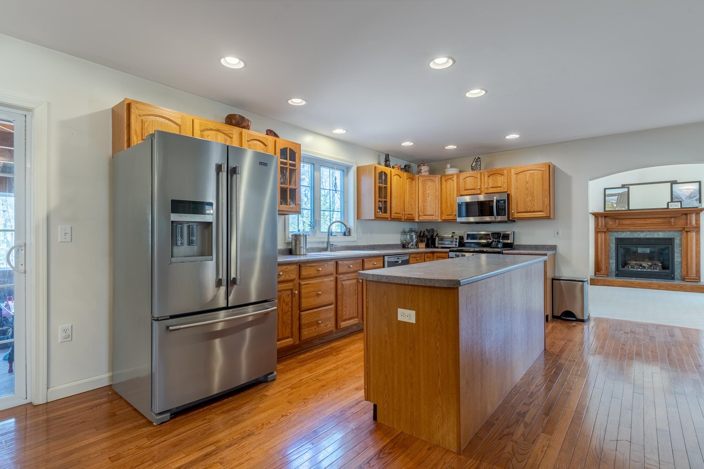 6 Fox Run Road Nottingham, NH 03290 - Photo 12 of 53