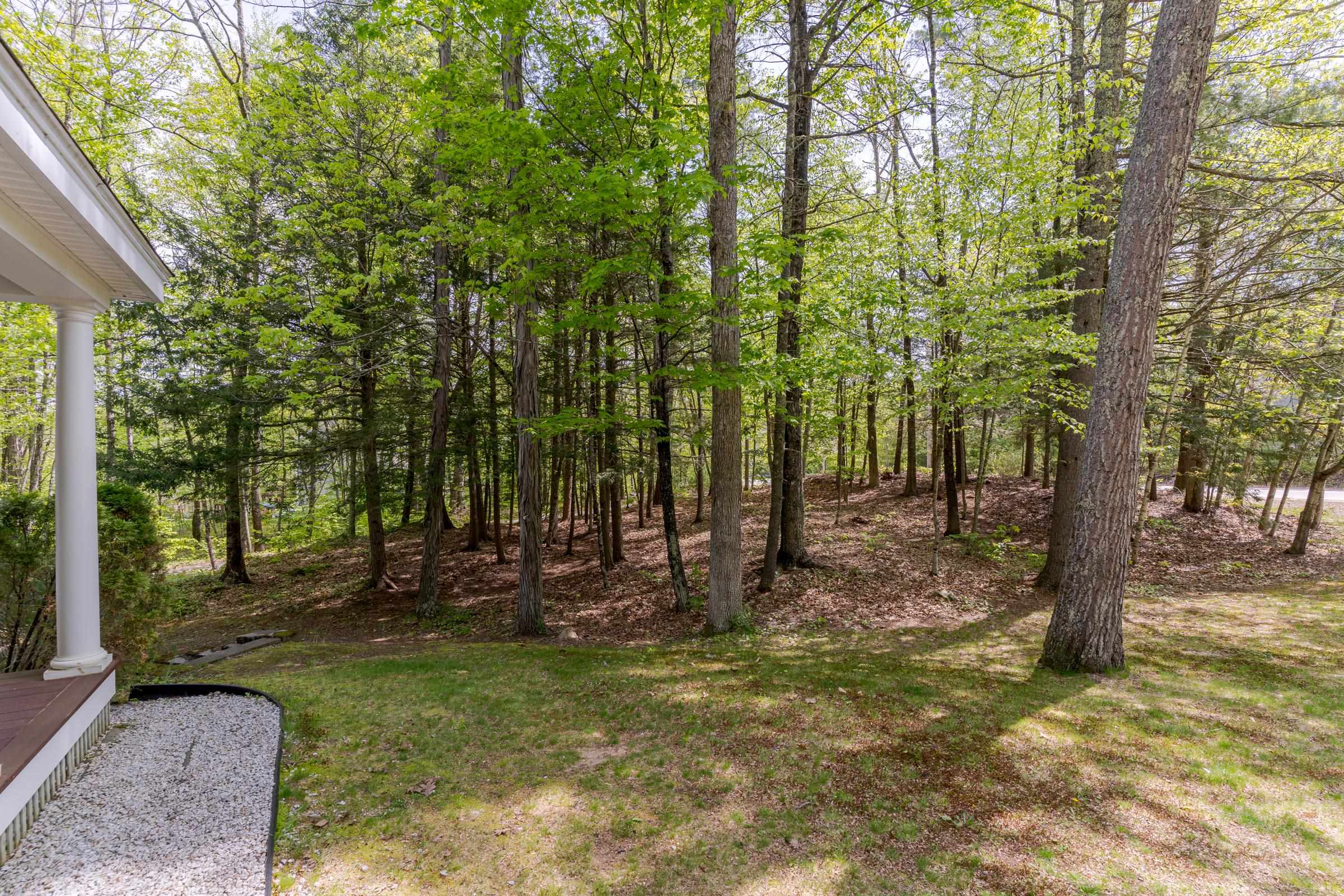 6 Fox Run Road Nottingham, NH 03290 - Photo 4 of 53