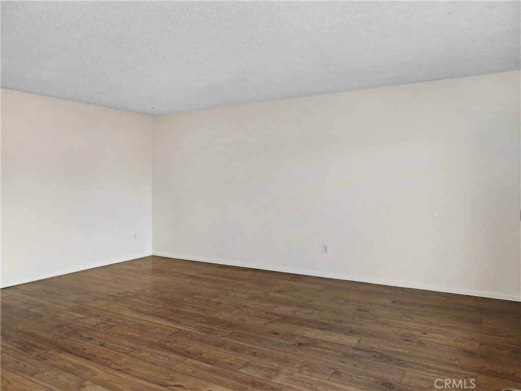 4723 Jackson Street, Unit 31 Riverside, CA 92503 - Photo 8 of 23 Gallery Image 8