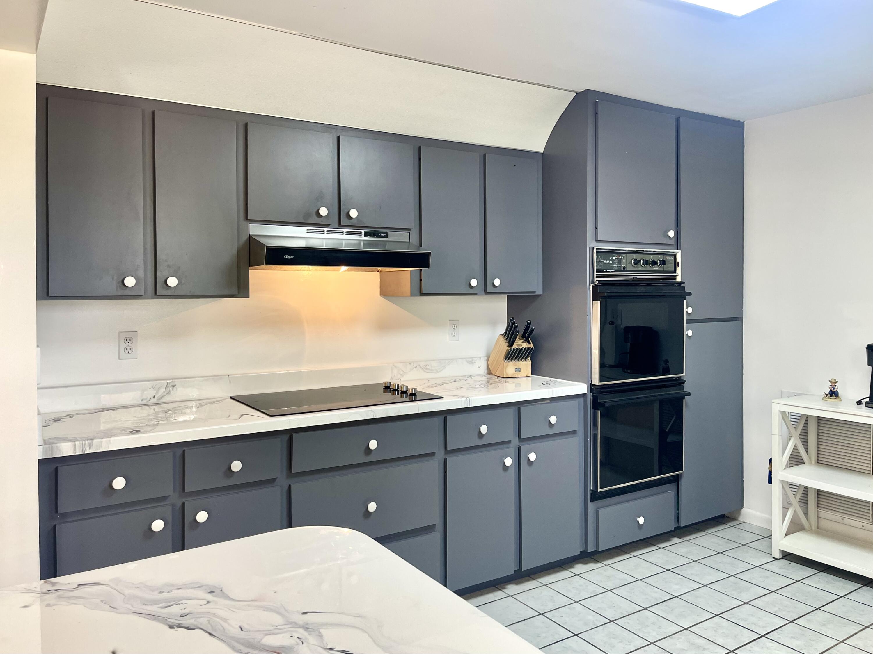 3856 Southwest 11th Avenue Okeechobee, FL 34974 - Photo 15 of 42 Kitchen