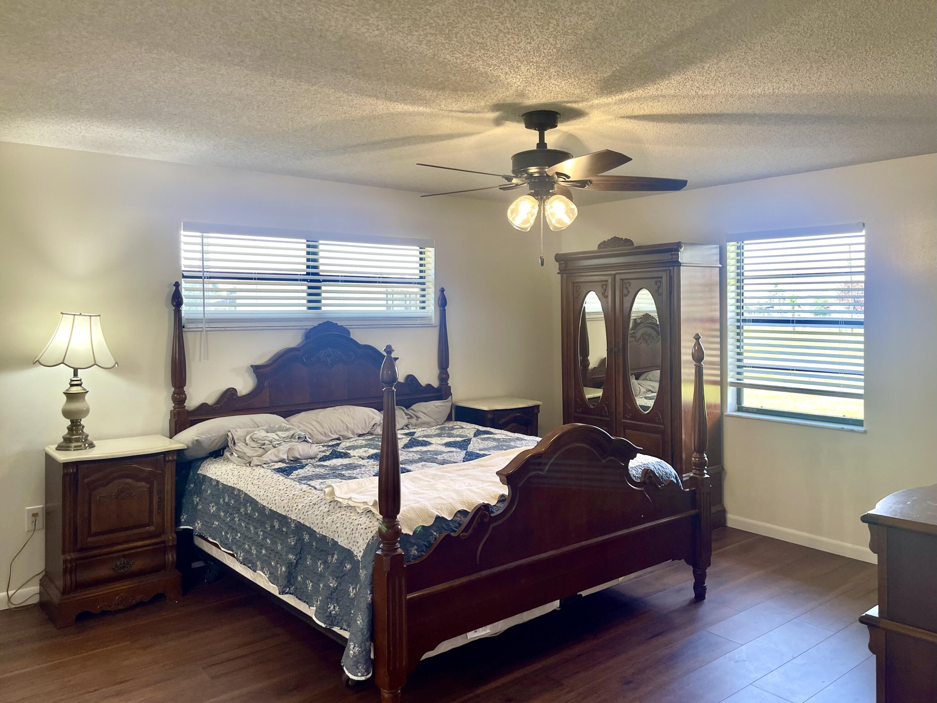 3856 Southwest 11th Avenue Okeechobee, FL 34974 - Photo 17 of 42 Master Bedroom