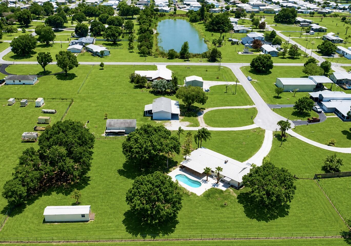 3856 Southwest 11th Avenue Okeechobee, FL 34974 - Photo 40 of 42 Aerial looking South