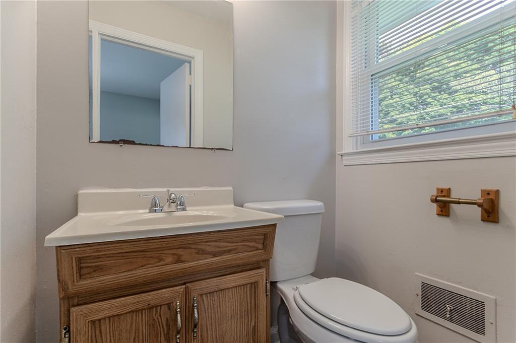 573 Allgood Road Stone Mountain, GA 30083 - Photo 28 of 31