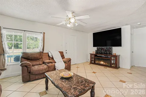 $285,000 | 1101 Choyce Avenue, Charlotte, NC 28217