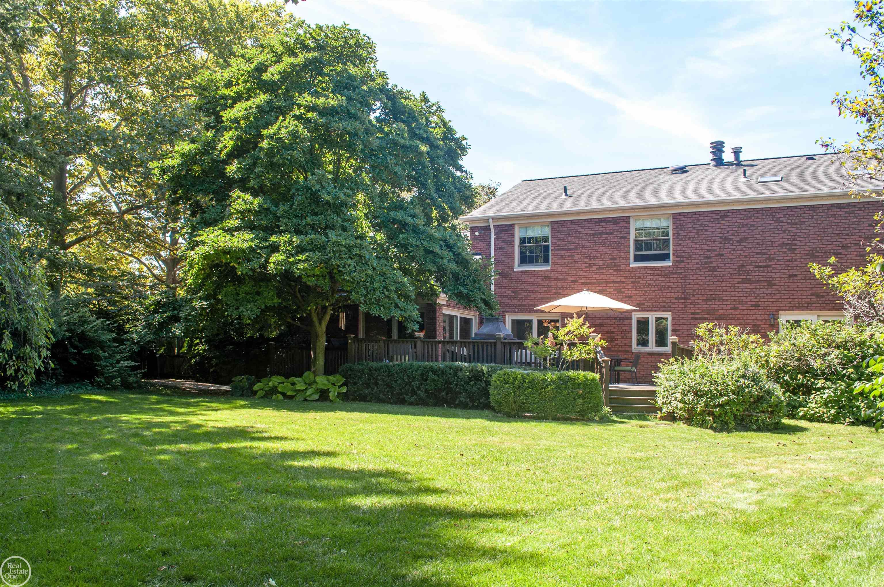 738 Ballantyne Road Grosse Pointe, MI 48236 - Photo 47 of 51 50154808-58218f99-ac76-4a40-a9b4-e4803d2e0dea.JPG