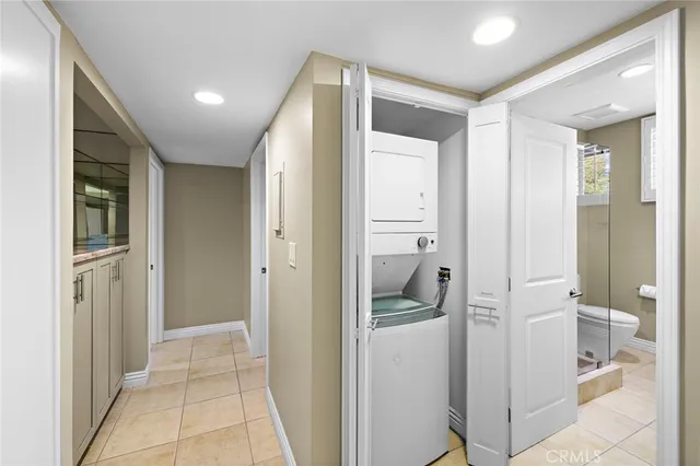 a view of walk in closet