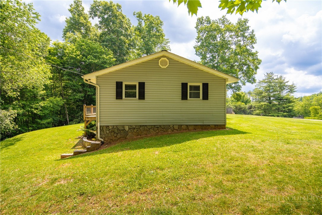 954 Big Flatts Church Road Fleetwood, NC 28626 - Photo 32 of 47